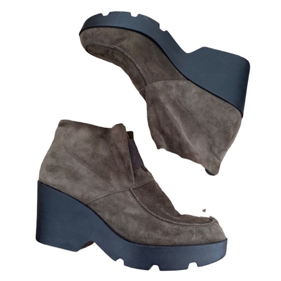 Eileen Fisher Suede Pull On Ankle Booties 9.5 - Picture 2 of 9